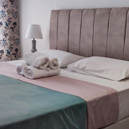 Friendly Guest House 쿠타이시 외부 사진