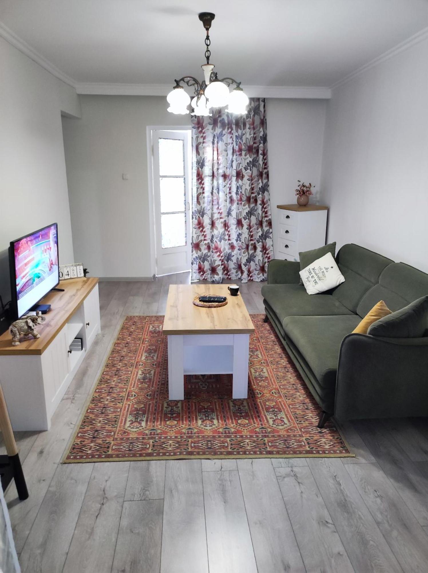 Friendly Guest House 쿠타이시 외부 사진